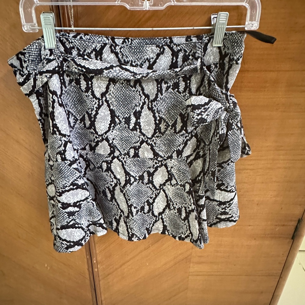 Snake skin skirt